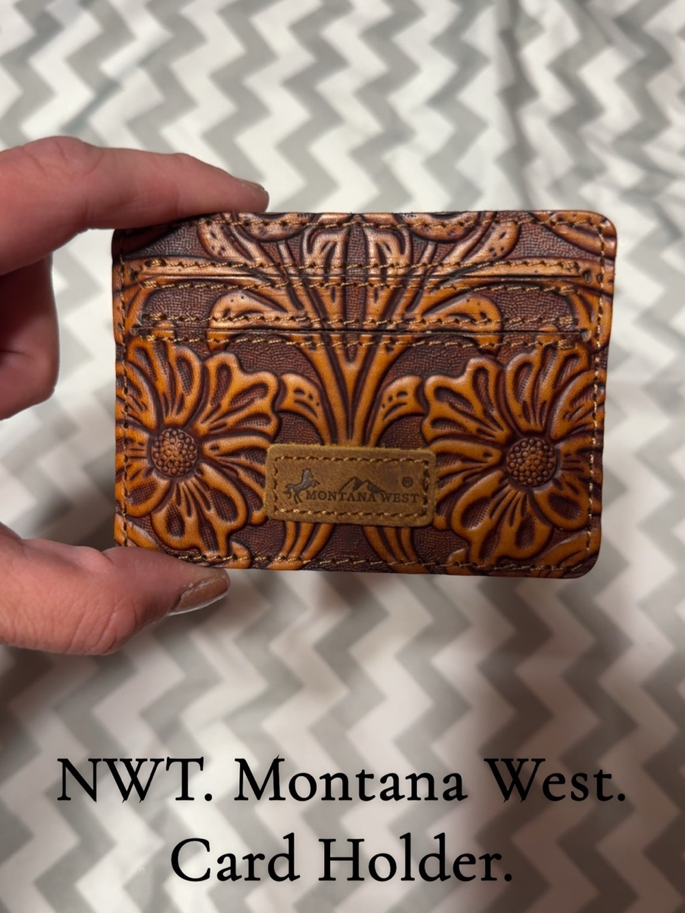 Montana West Floral Tooled Card Wallet in Brown & Tan